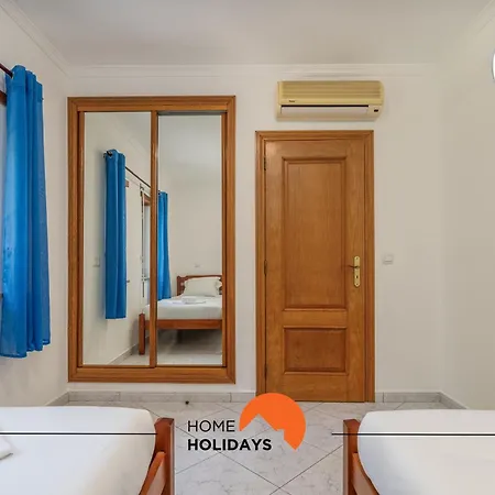 #230 Only Families - Flat A Flor By Holidays Apartmán *