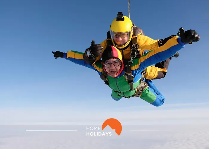 #230 Only Families - Flat A Flor By Holidays * אלבופיירה