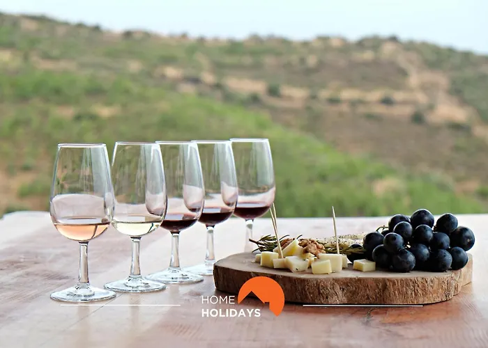 #230 Only Families - Flat A Flor By Holidays אלבופיירה