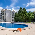 #230 Family Quiet Area Апартаменты *